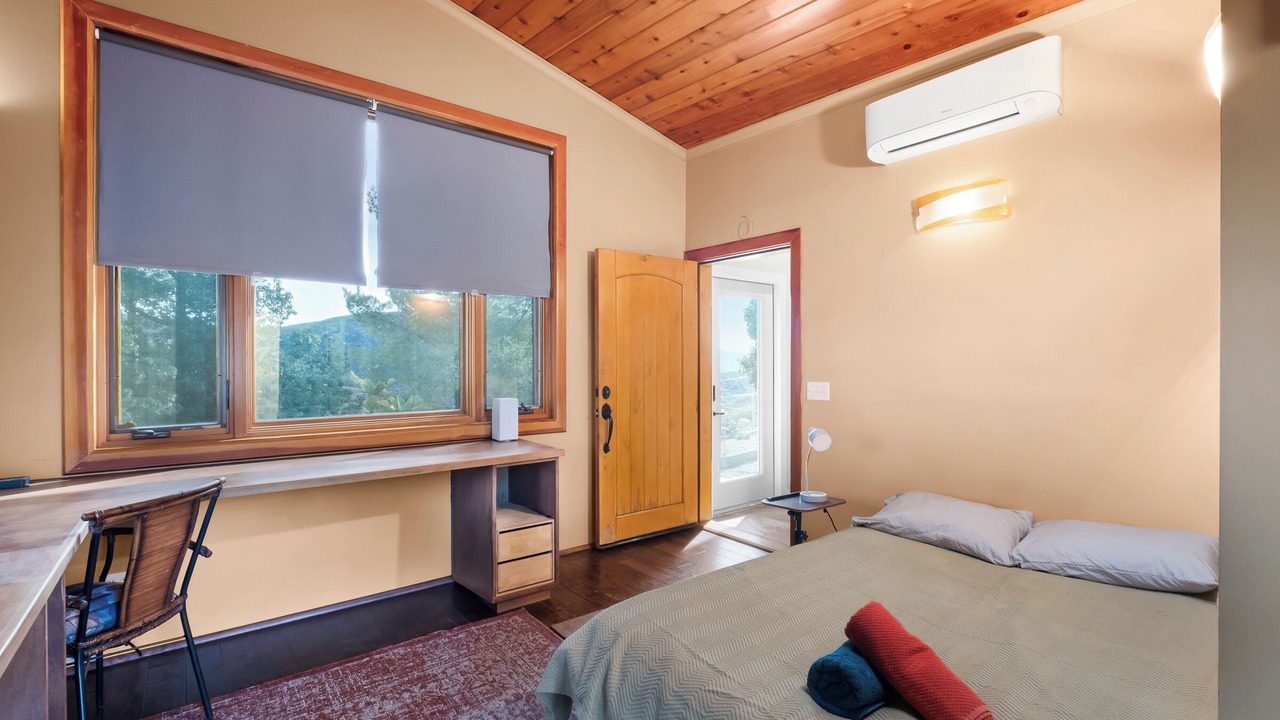Photo of Bedroom in Alpine