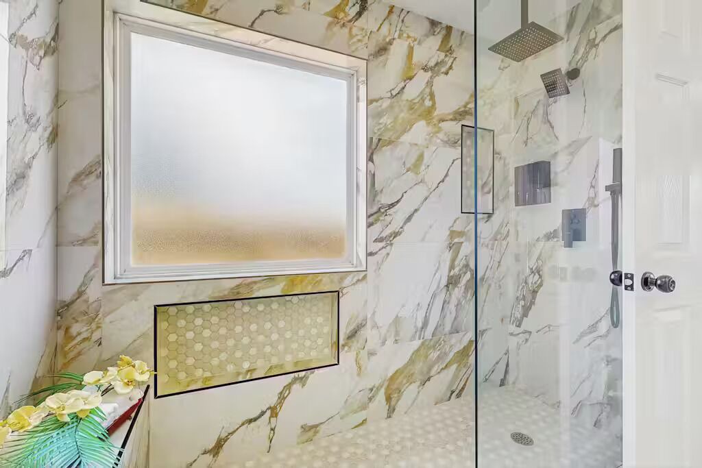 Photo of Bathroom in Clodine