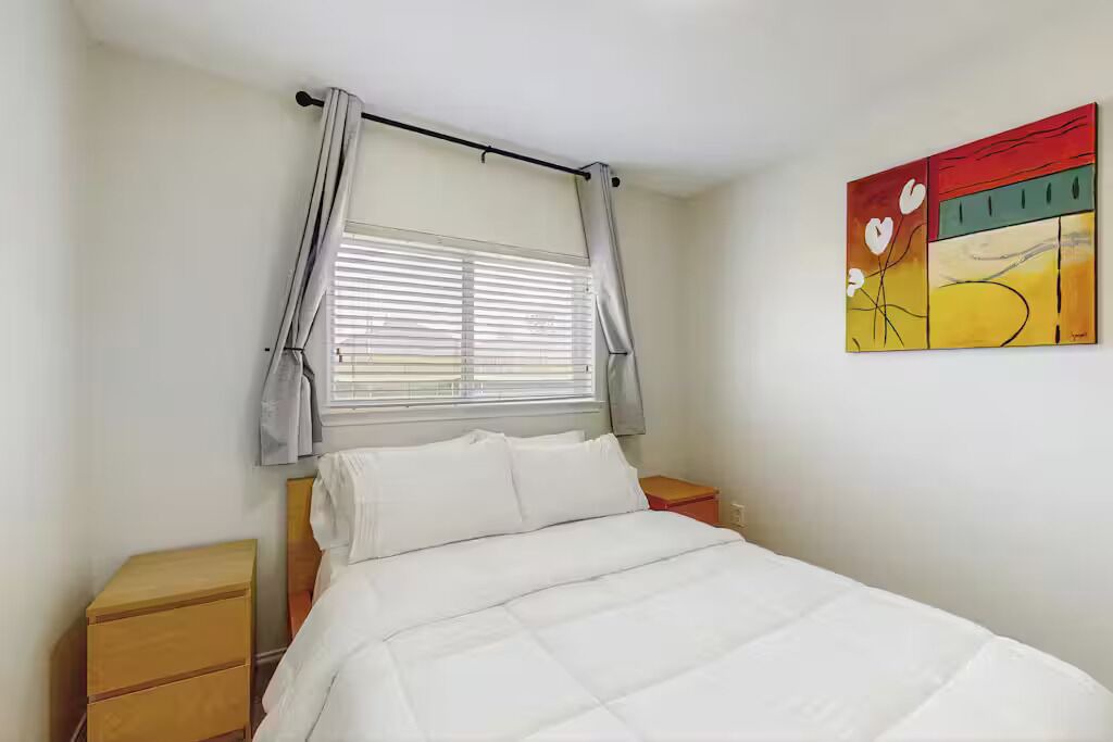 Photo of Bedroom in Clodine