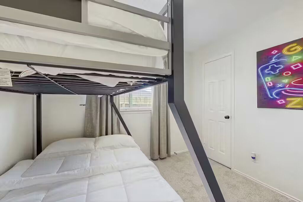 Photo of Bedroom in Clodine