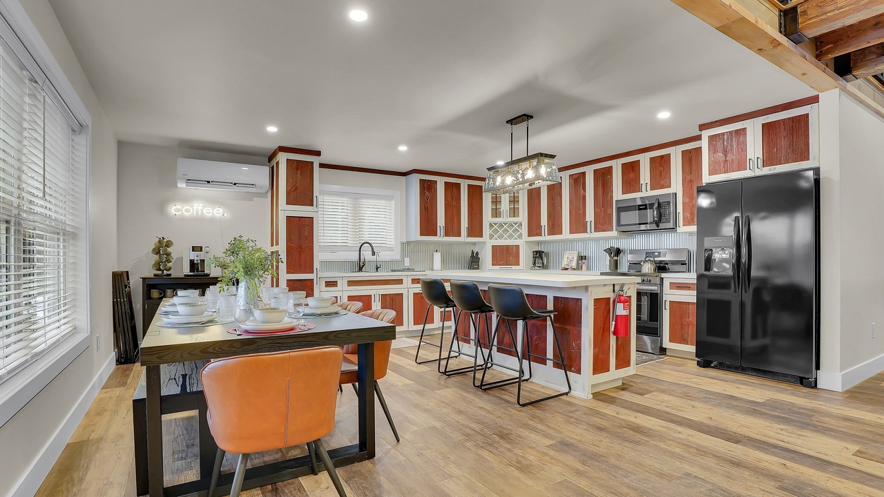 Photo of Others in Salisbury Center