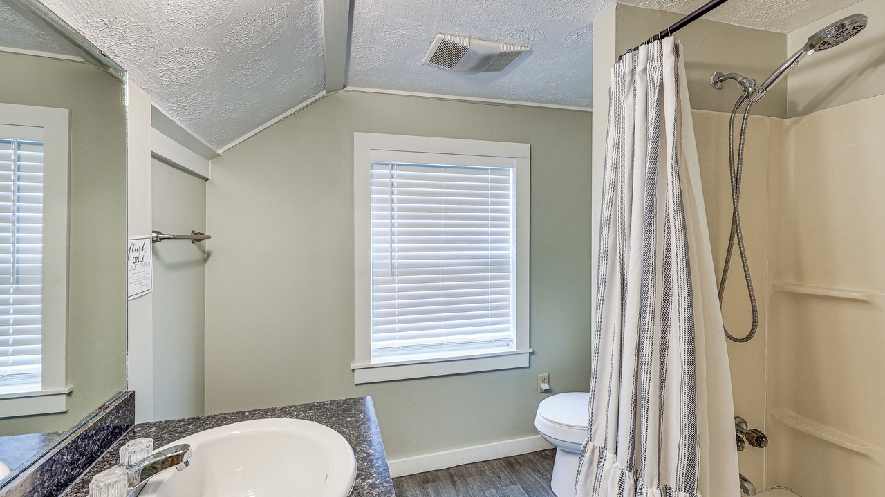 Photo of Bathroom in Texarkana