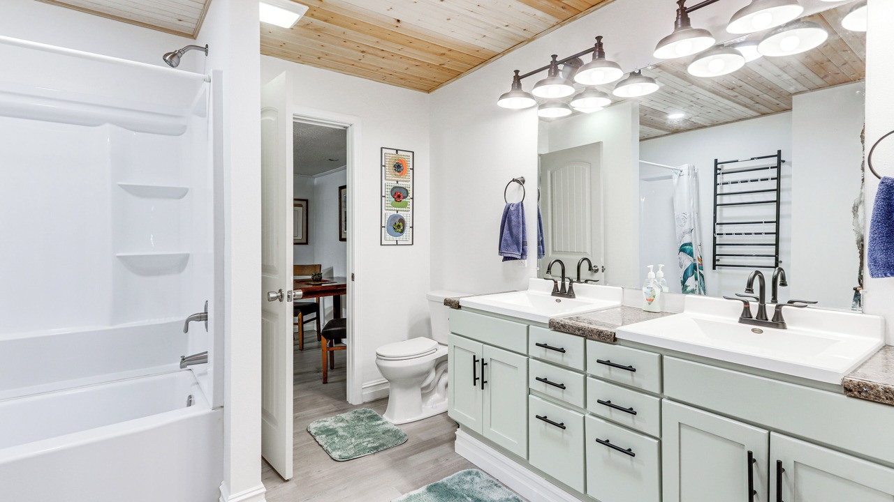 Photo of Bathroom in Grove
