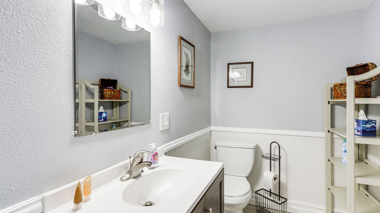 Photo of Bathroom in Grove