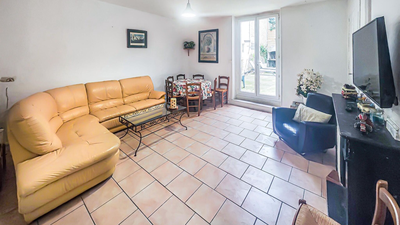 Photo of Bedroom in Thezan-les-Beziers