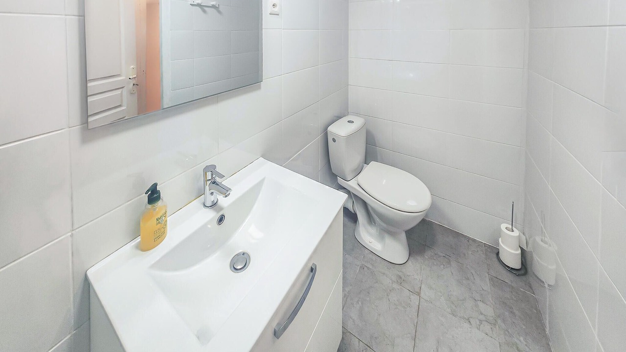 Photo of Bathroom in Thezan-les-Beziers