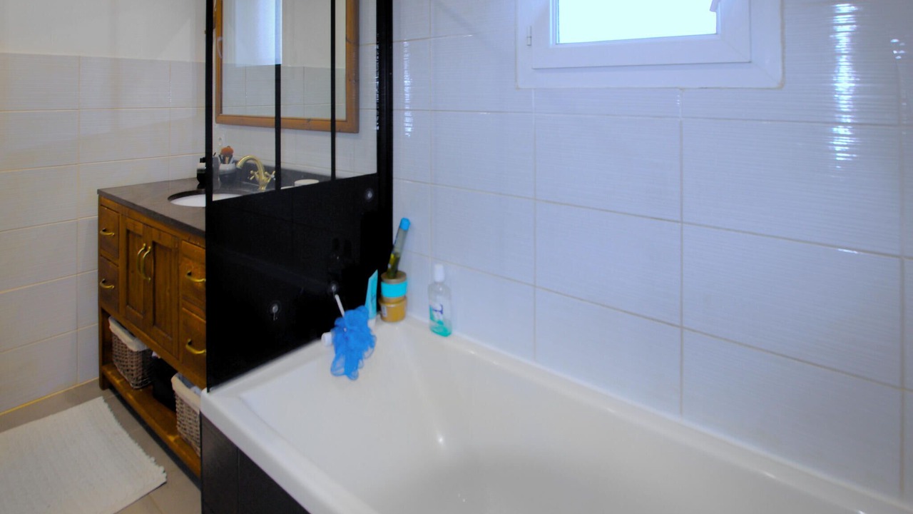 Photo of Bathroom in Sommieres