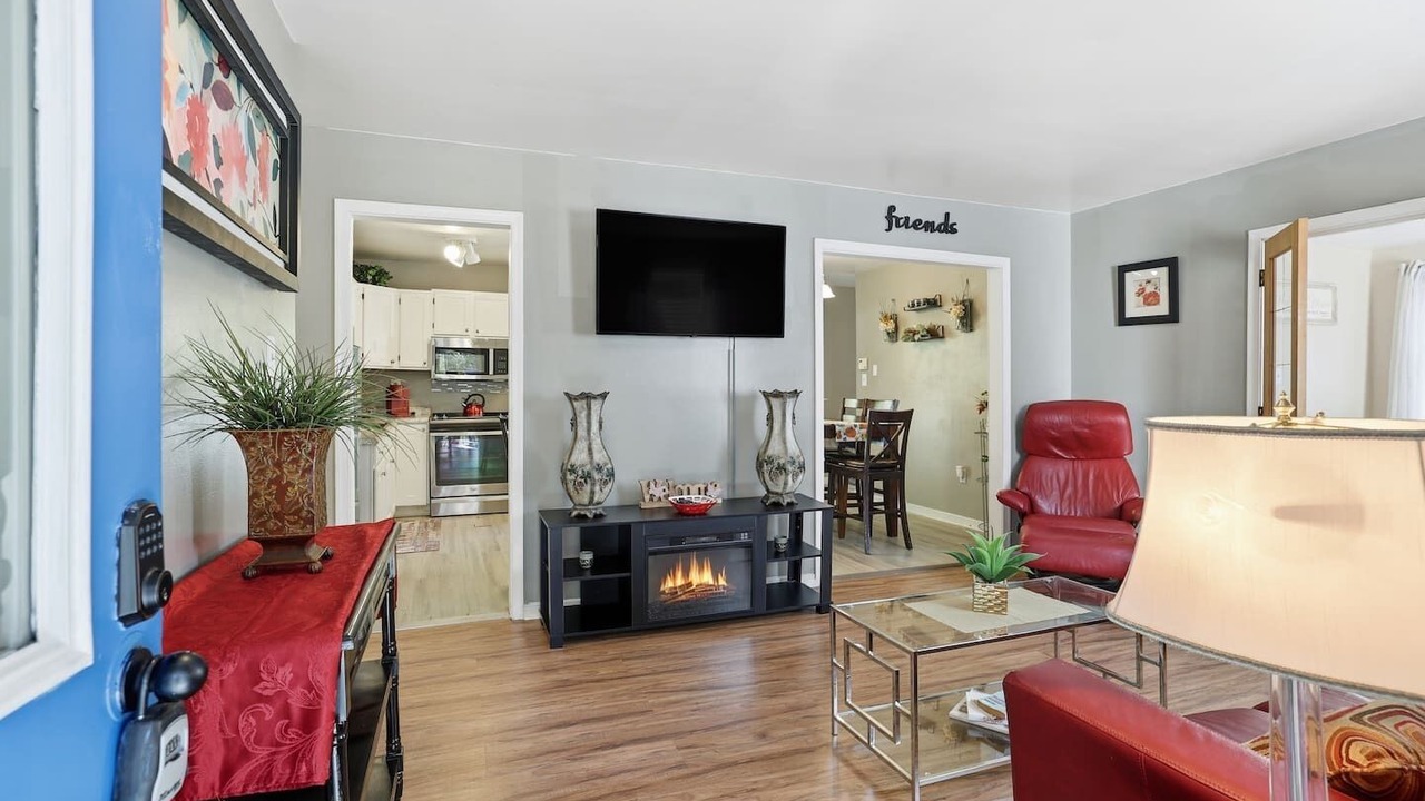 Photo of Livingroom in Dumbarton