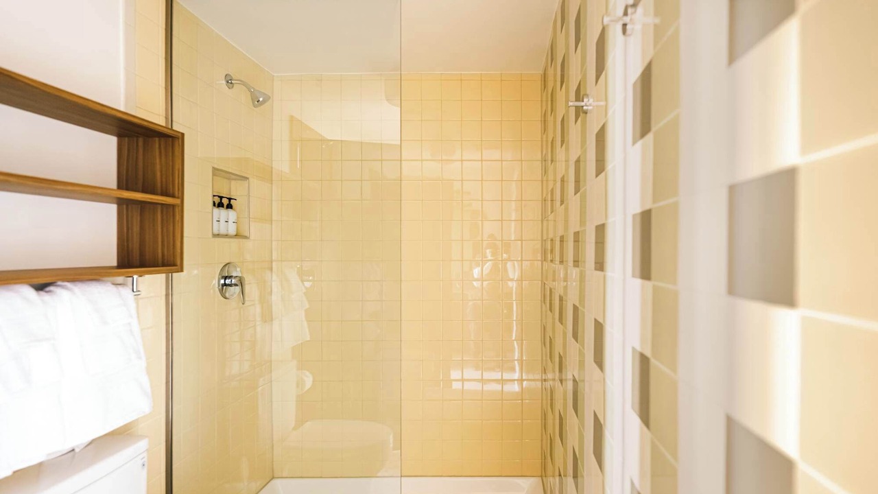Photo of Bathroom in Hale