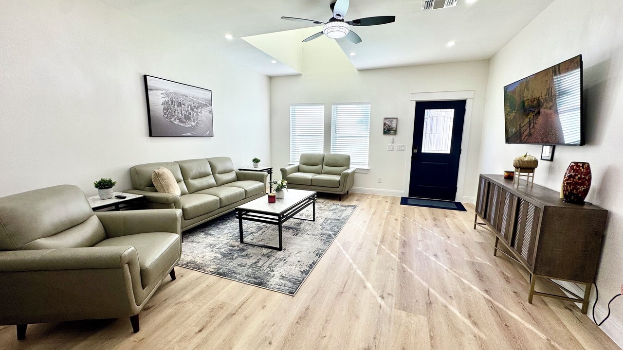 Photo of Livingroom in Cross Mountain