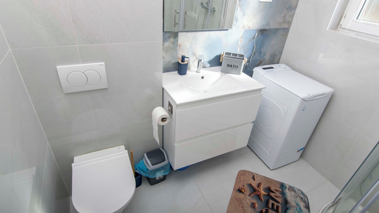 Photo of Bathroom in Blace