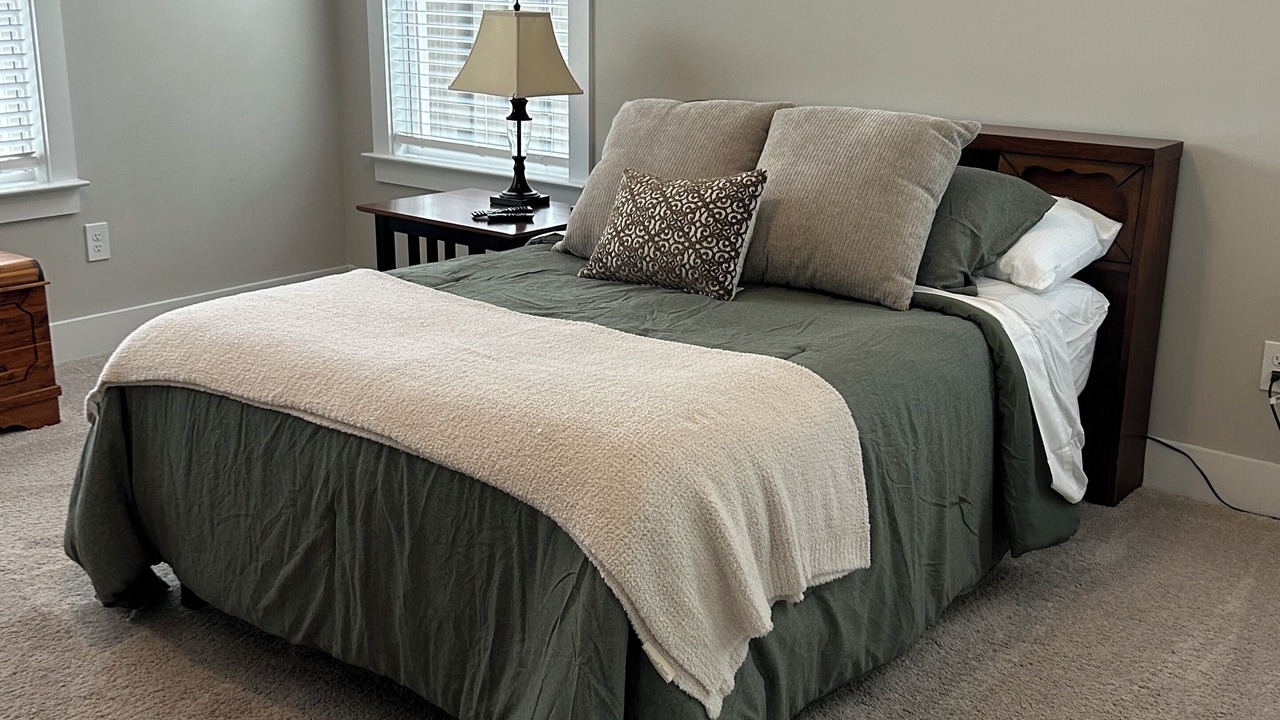 Photo of Bedroom in Langley