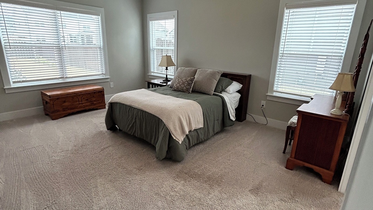 Photo of Bedroom in Langley
