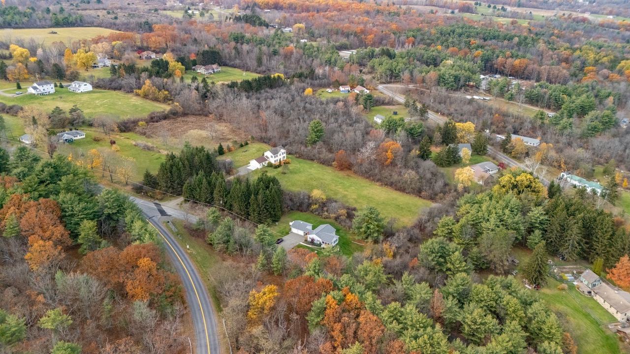 Photo of Outdoor in Town of Reading