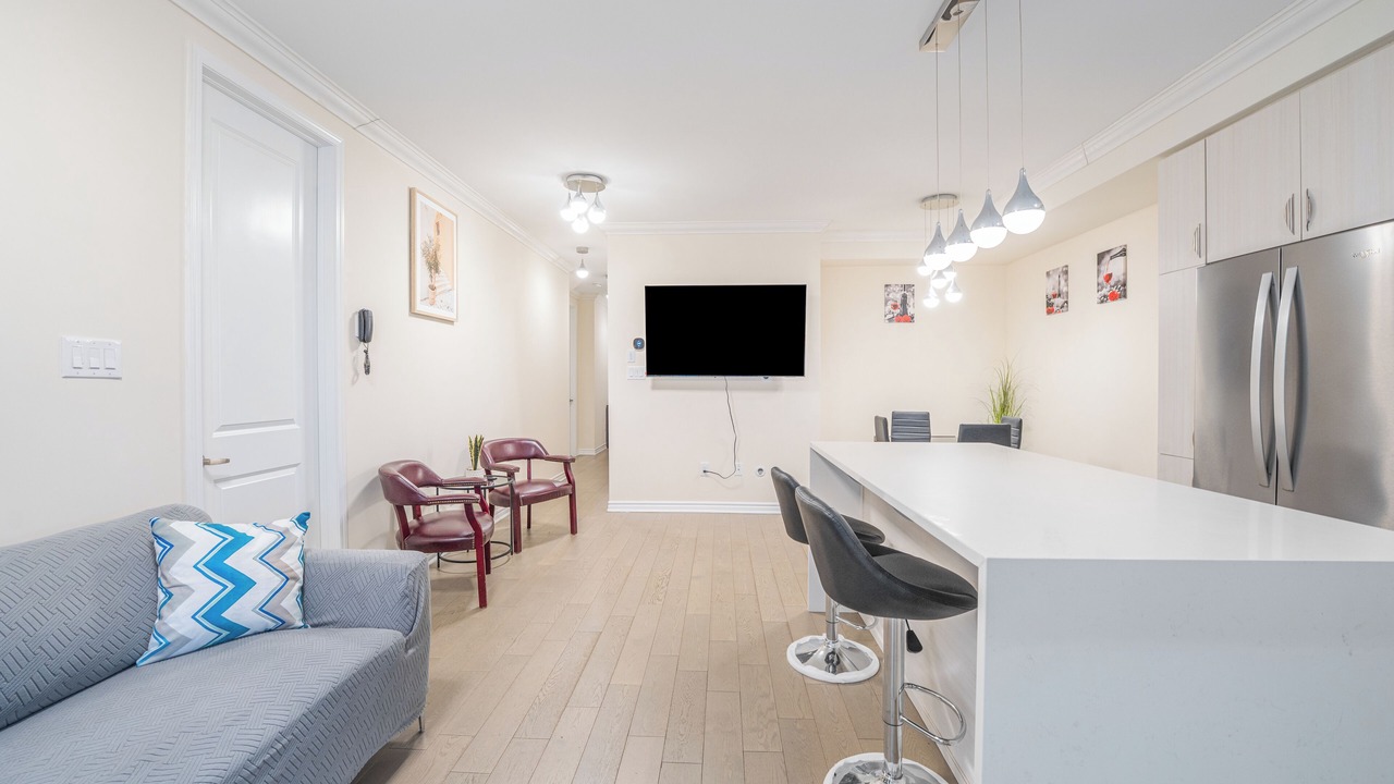 Photo of Livingroom in Pickering