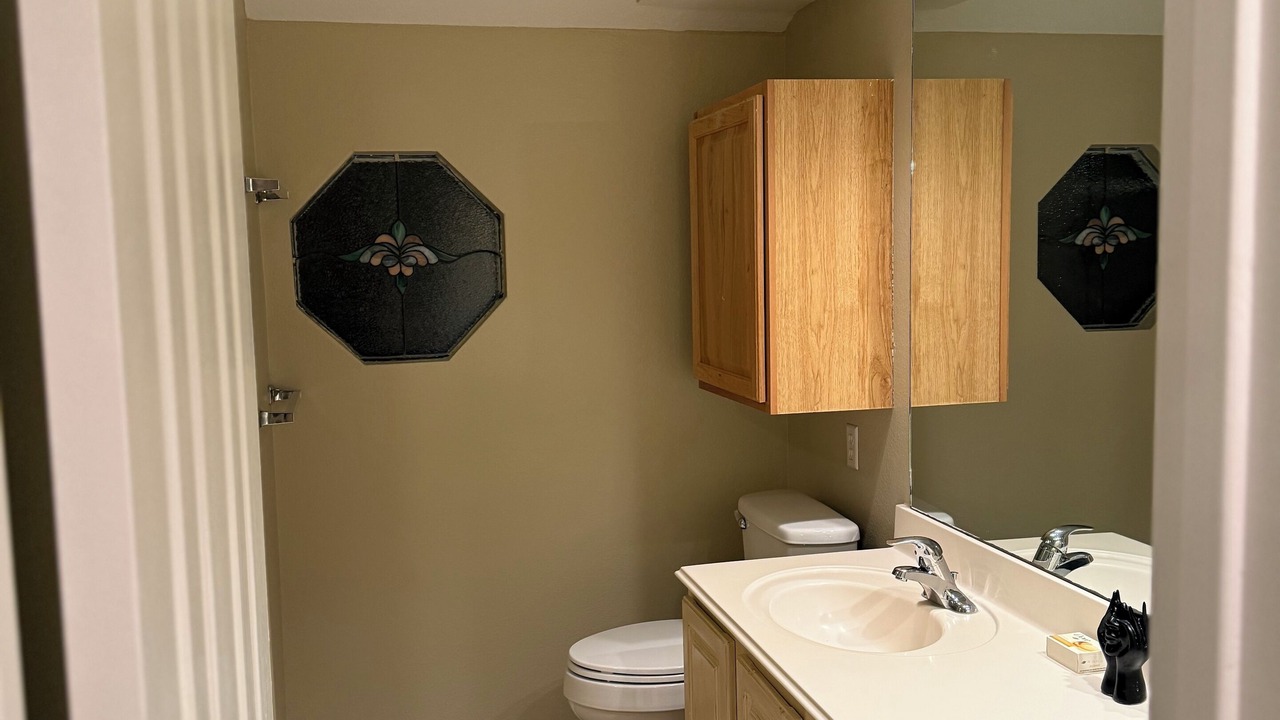 Photo of Bathroom in Alden Bridge