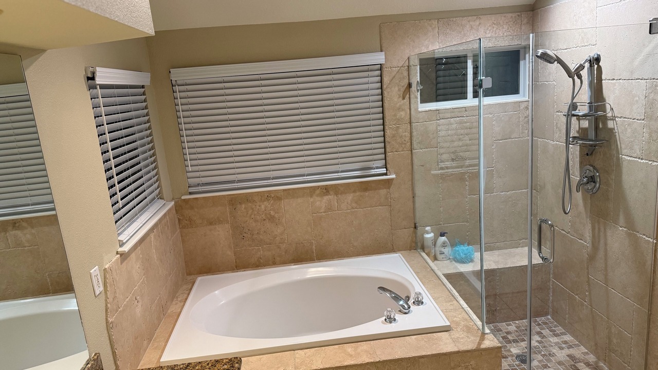 Photo of Bathroom in Alden Bridge