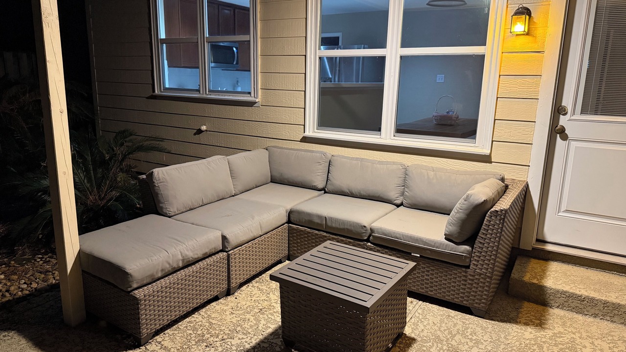 Photo of Patio Balcony in Alden Bridge