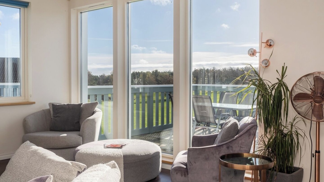 Photo of Livingroom in Hopton