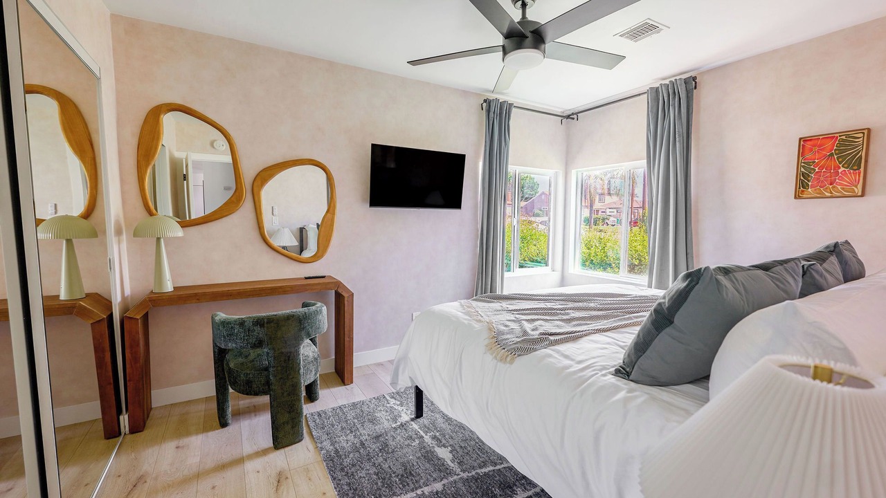 Photo of Bedroom in Ridgeview - Webster