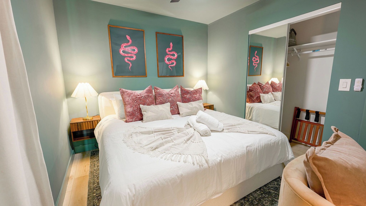Photo of Bedroom in Ridgeview - Webster