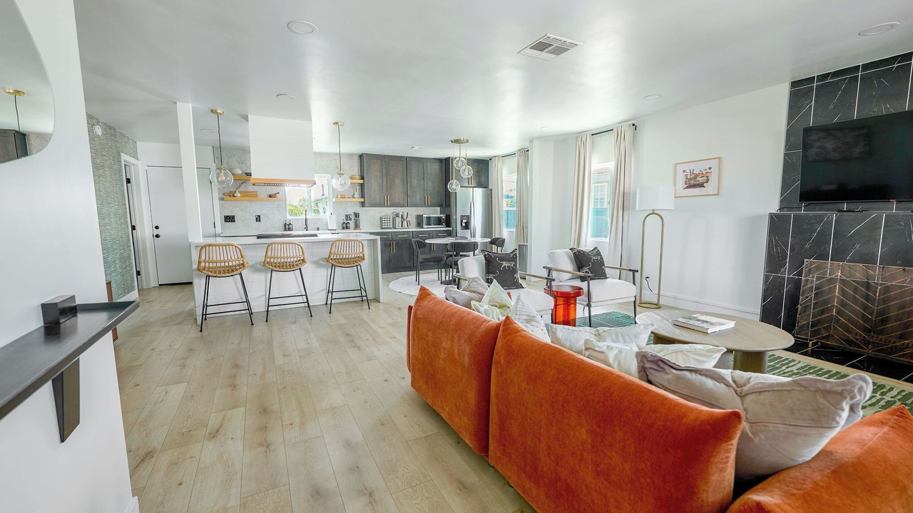 Photo of Livingroom in Ridgeview - Webster