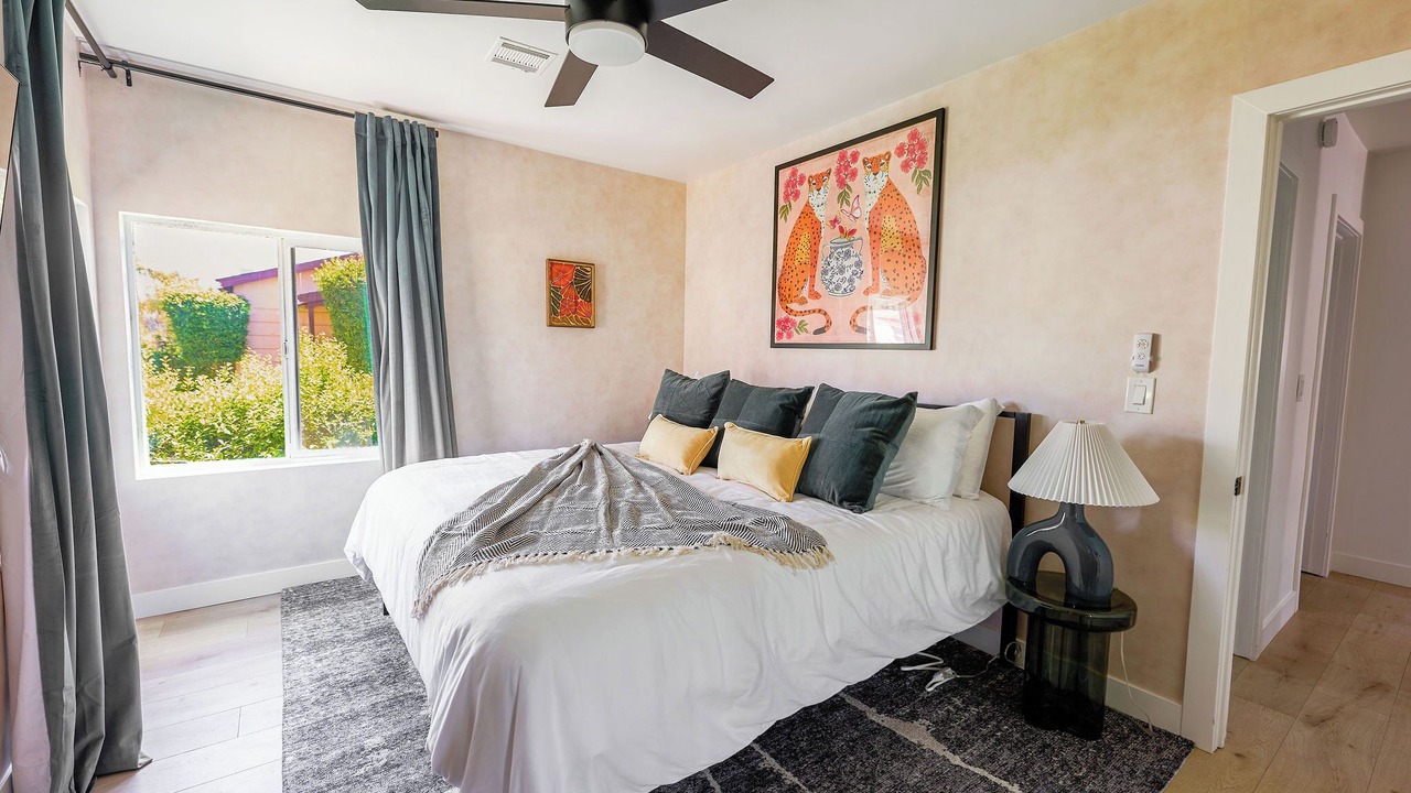 Photo of Bedroom in Ridgeview - Webster