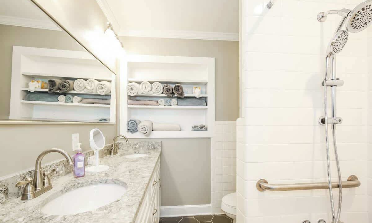 Photo of Bathroom in Julian