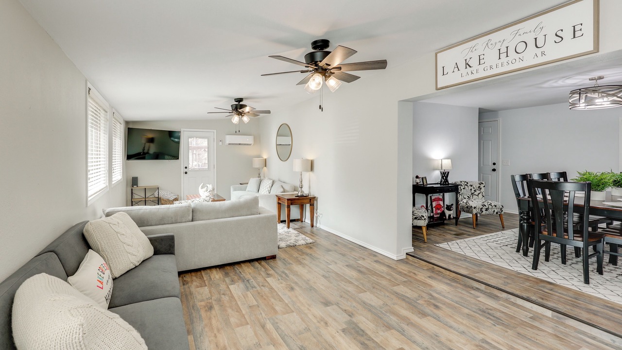 Photo of Livingroom in Kirby