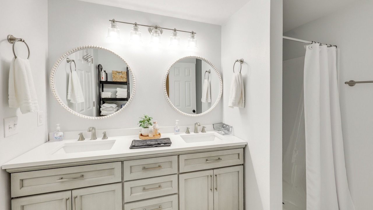 Photo of Bathroom in Kirby