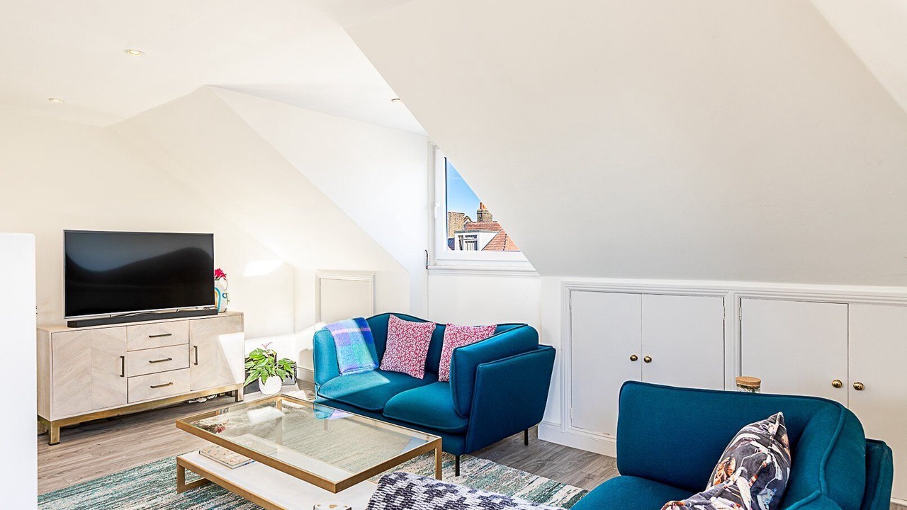 Photo of Livingroom in Ravenscourt Park