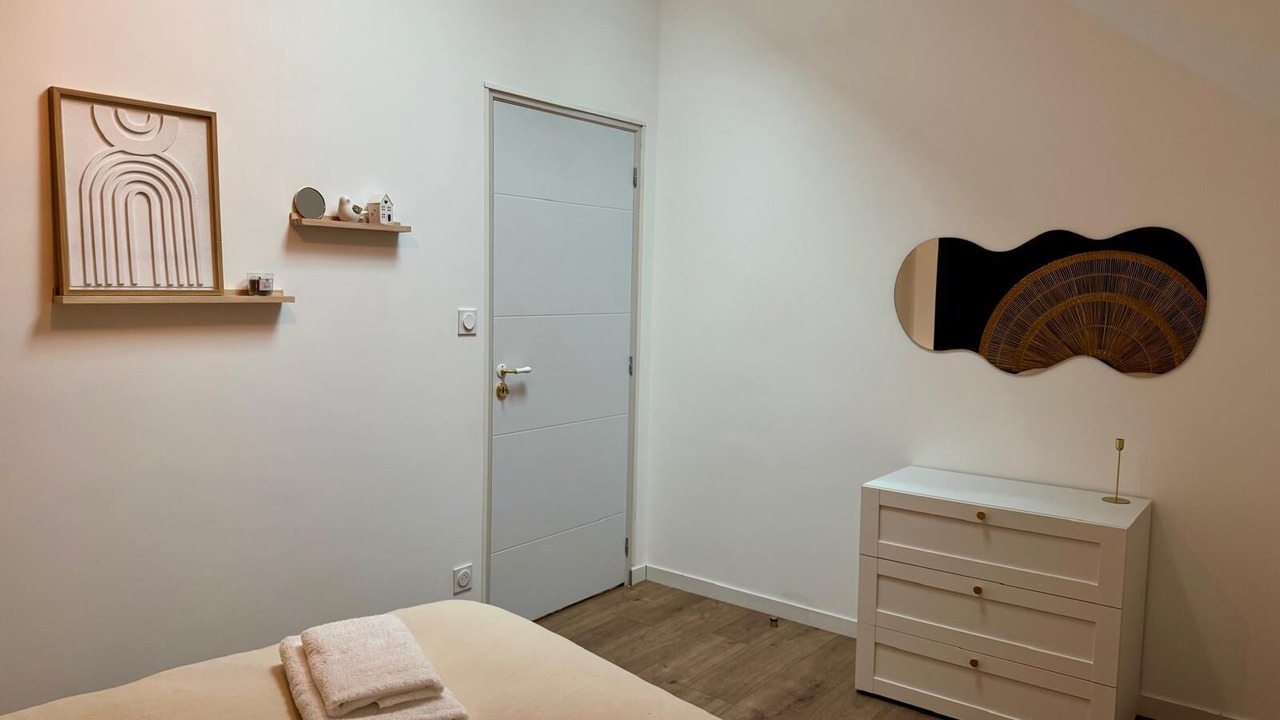 Photo of Bedroom in Pontorson