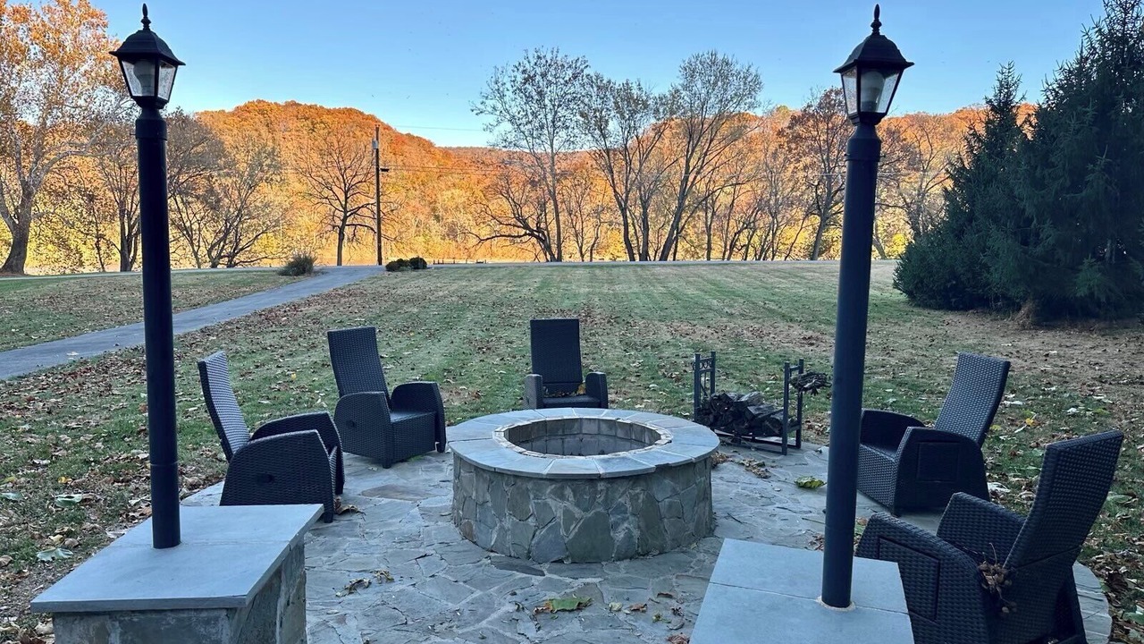 Photo of Outdoor in Bakerton