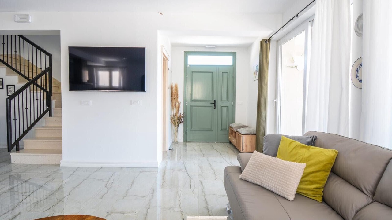 Photo of Livingroom in Veli Rat