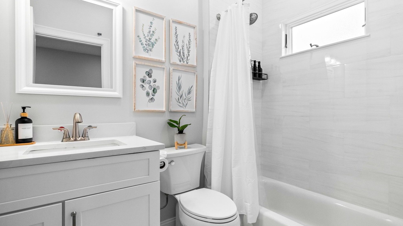 Photo of Bathroom in Central Square