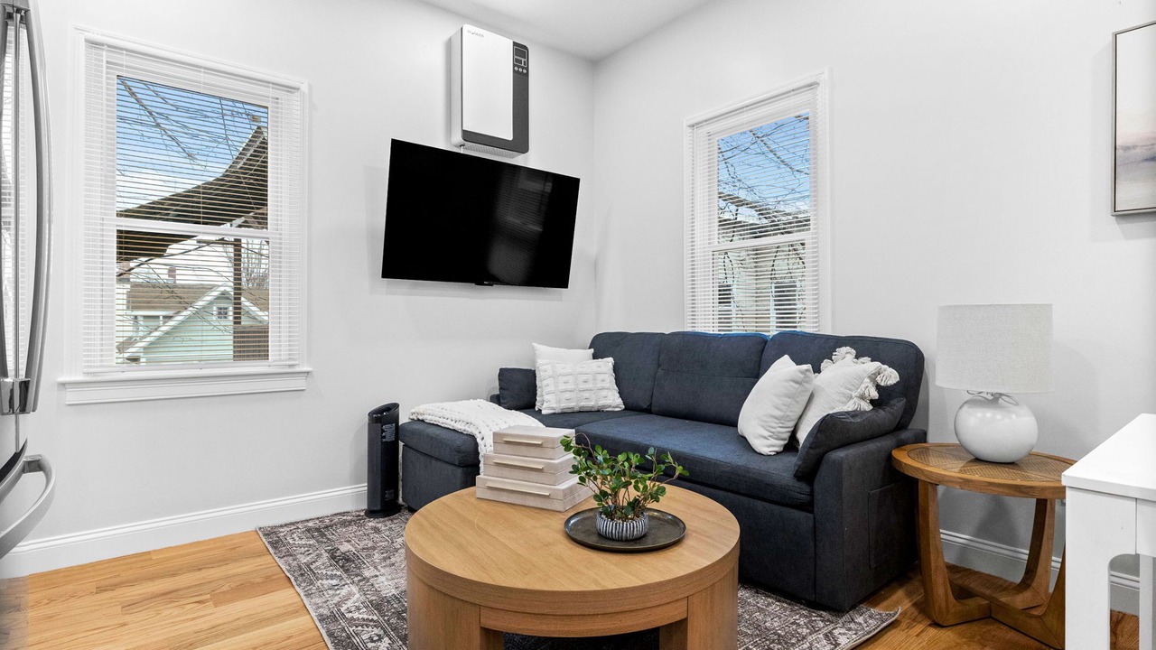 Photo of Livingroom in Central Square