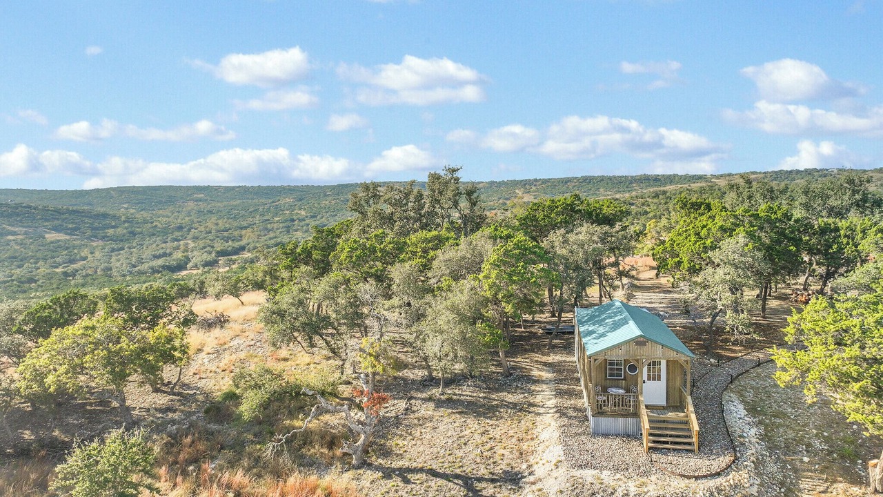Photo of Others in Blanco