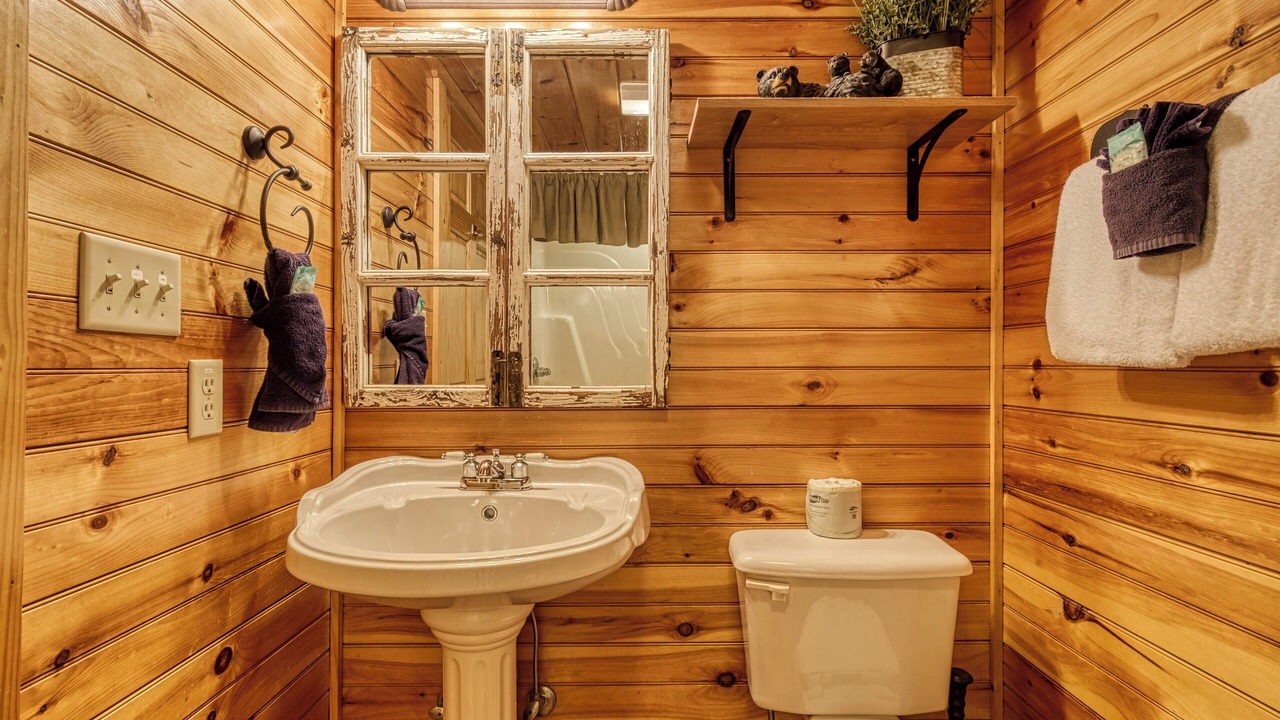 Photo of Bathroom in Hemlock Hills