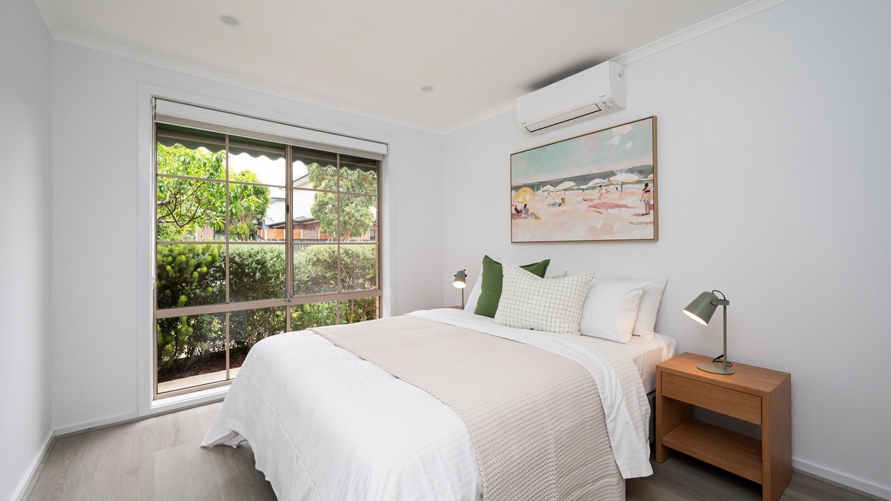 Photo of Others in Altona