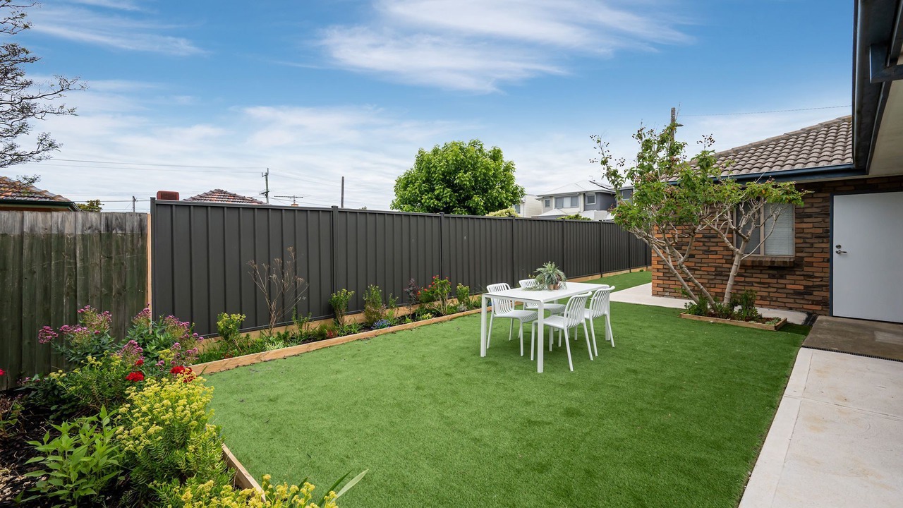 Photo of Others in Altona