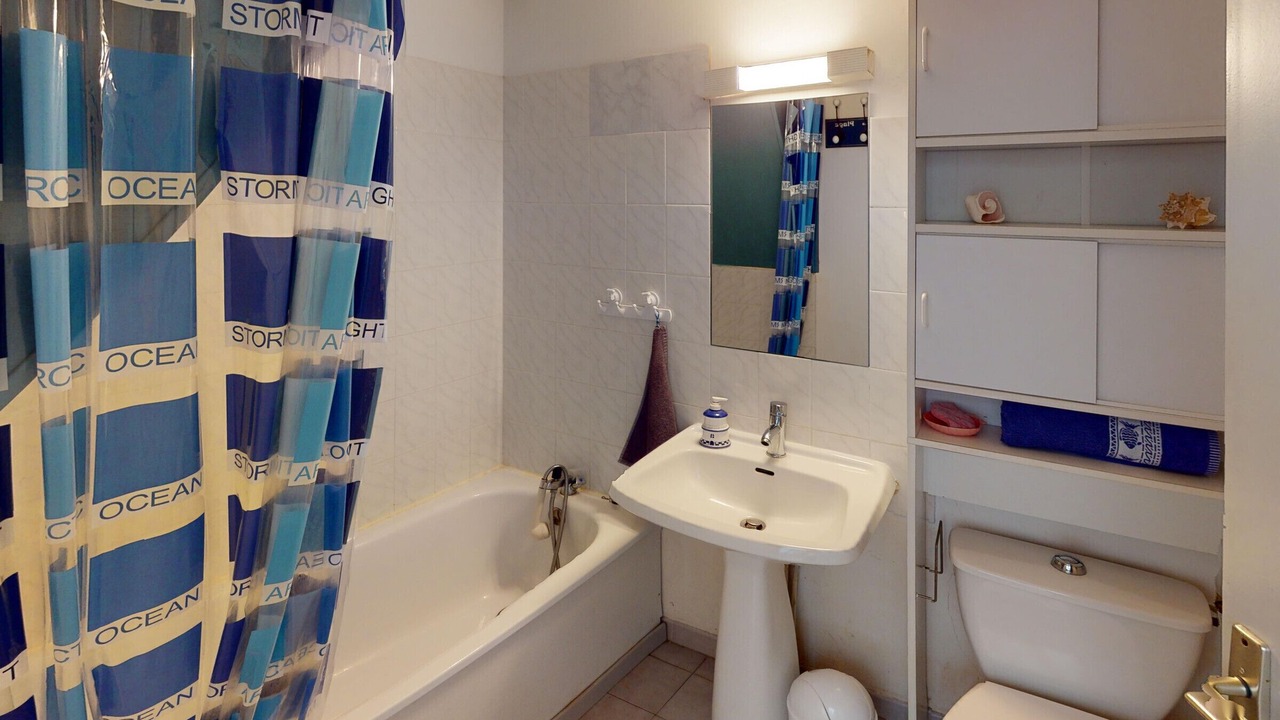 Photo of Bathroom in Vic-la-Gardiole