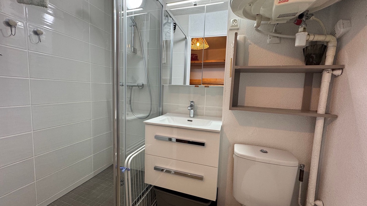 Photo of Bathroom in Bernex