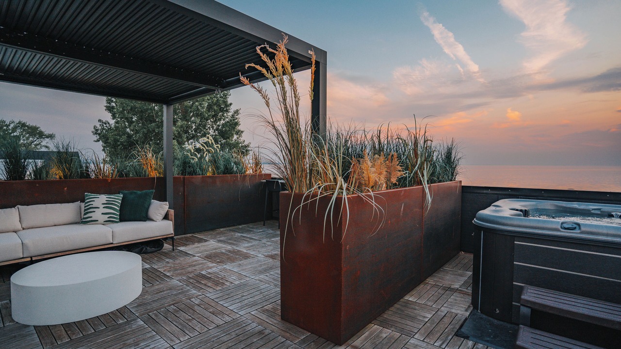 Photo of Patio Balcony in Sylvan Beach