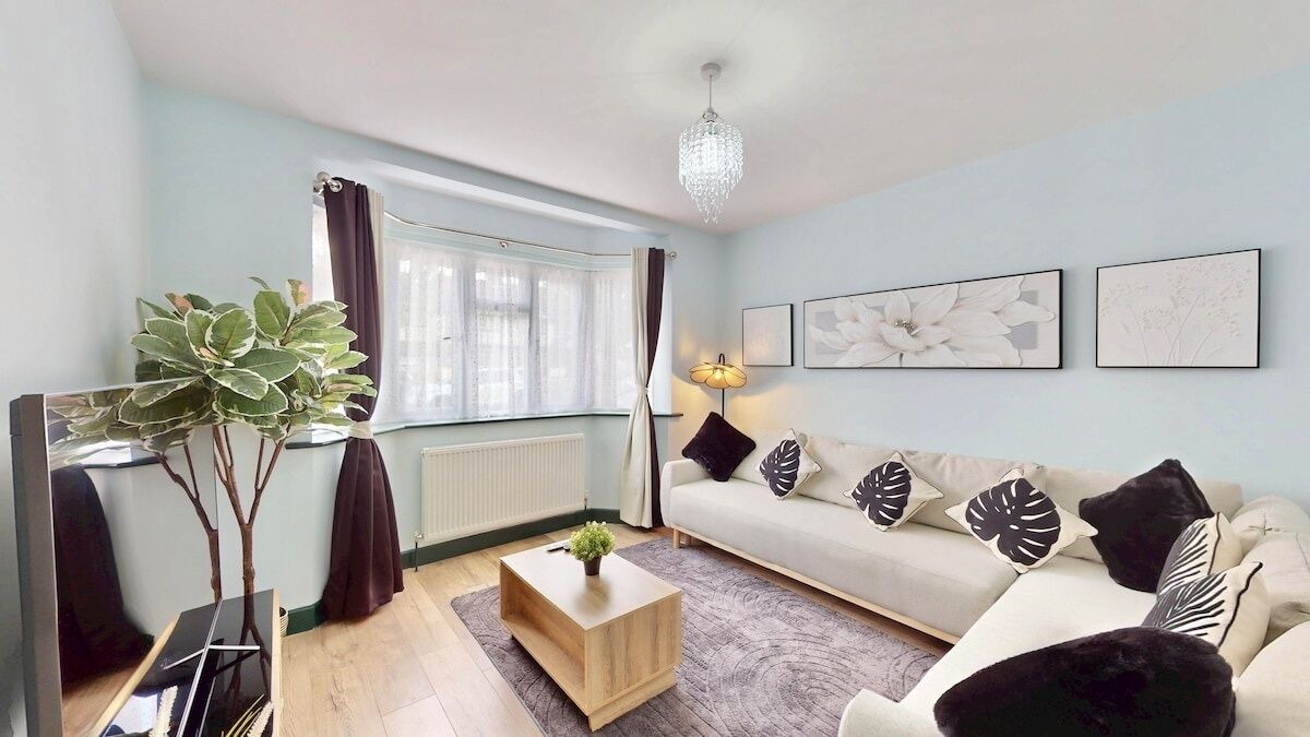 Photo of Livingroom in Tokyngton