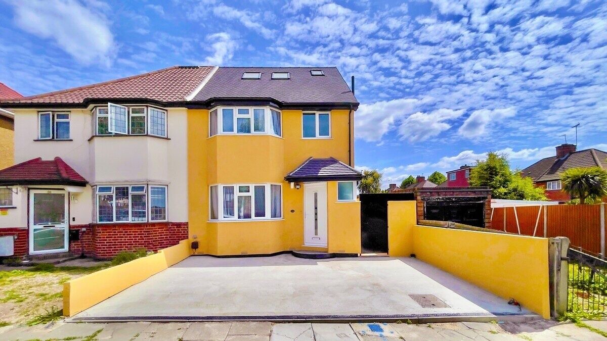 Photo of Outdoor in Tokyngton