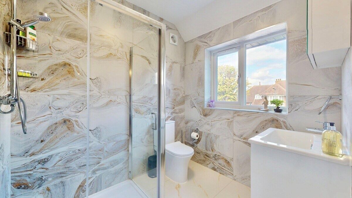 Photo of Bathroom in Tokyngton