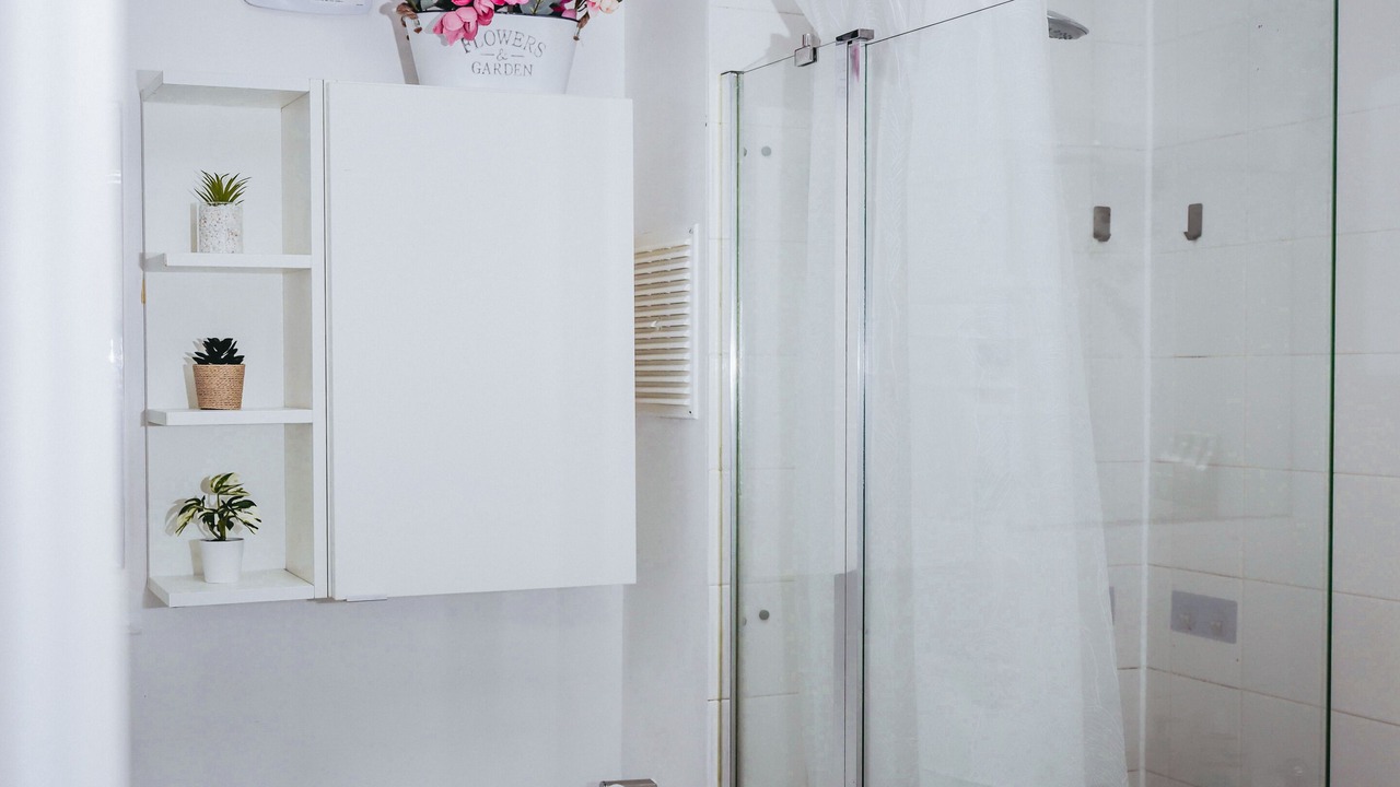 Photo of Bathroom in Botwell