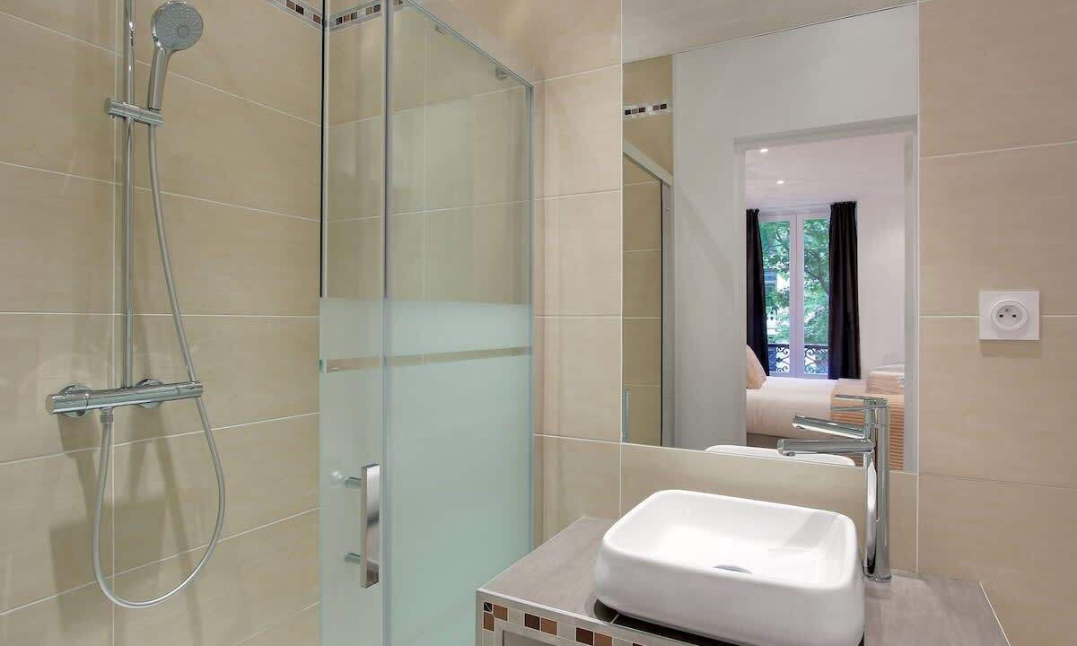 Photo of Bathroom in 8th Arrondissement