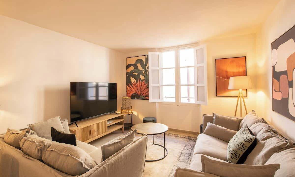 Photo of Livingroom in Saint-Tropez City Centre