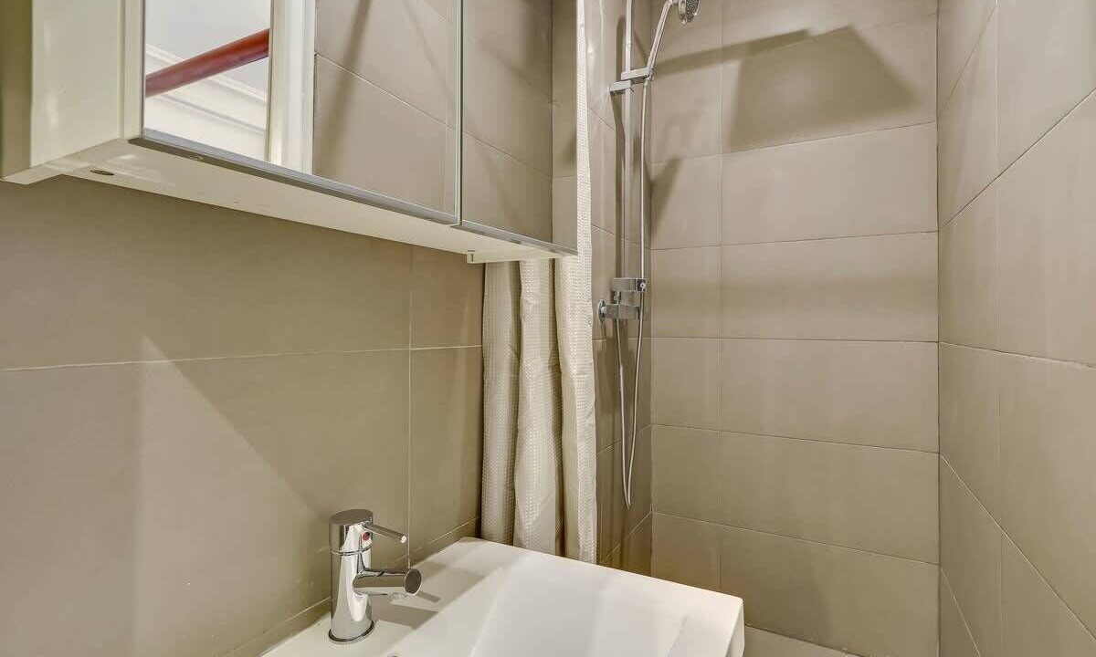 Photo of Bathroom in Notre-Dame-des-Champs